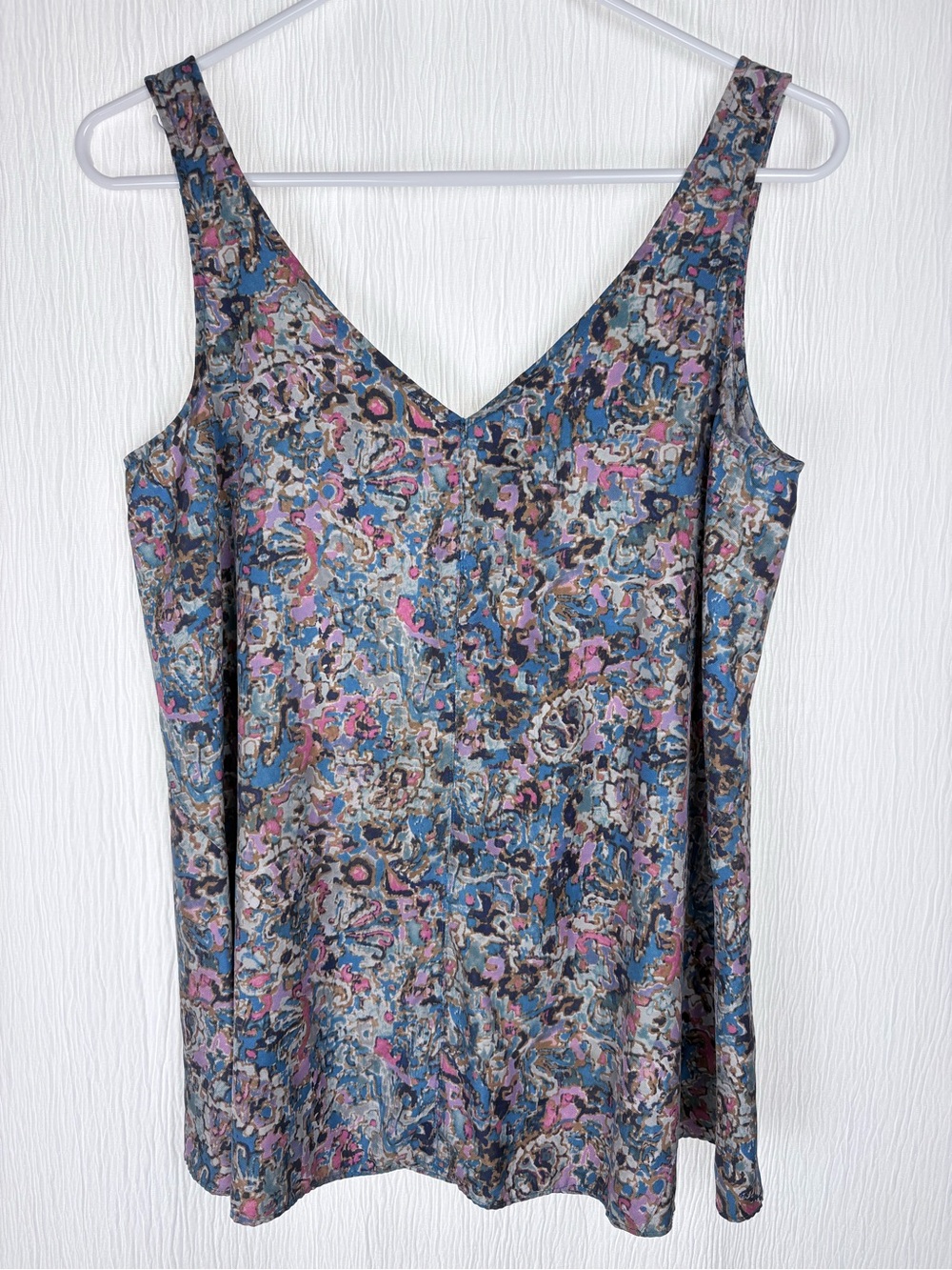 Marc by Marc Jacobs, Silk Floral V-Neck Top, Size Small
